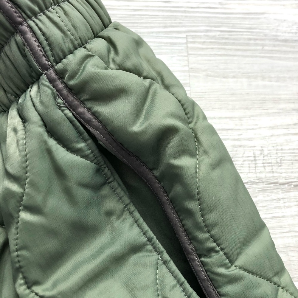 NWOT 19 Cooper Army Green Quilted Jogger Pants - Picture 3 of 6